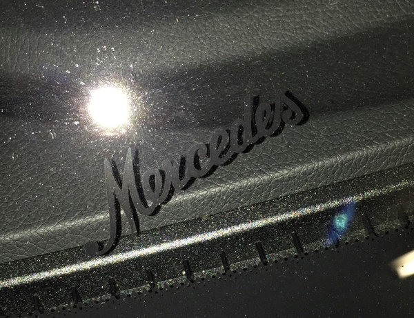 Aufkleber Schriftzug Mercedes